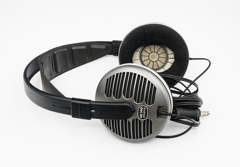 Auscultadores Sennheiser HD 540 clássicos